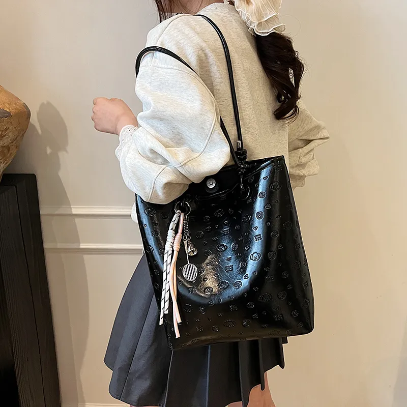 TOUTSEUL YOLO PU Shoulder Bag Women's White/Black/Blue/Pink-11