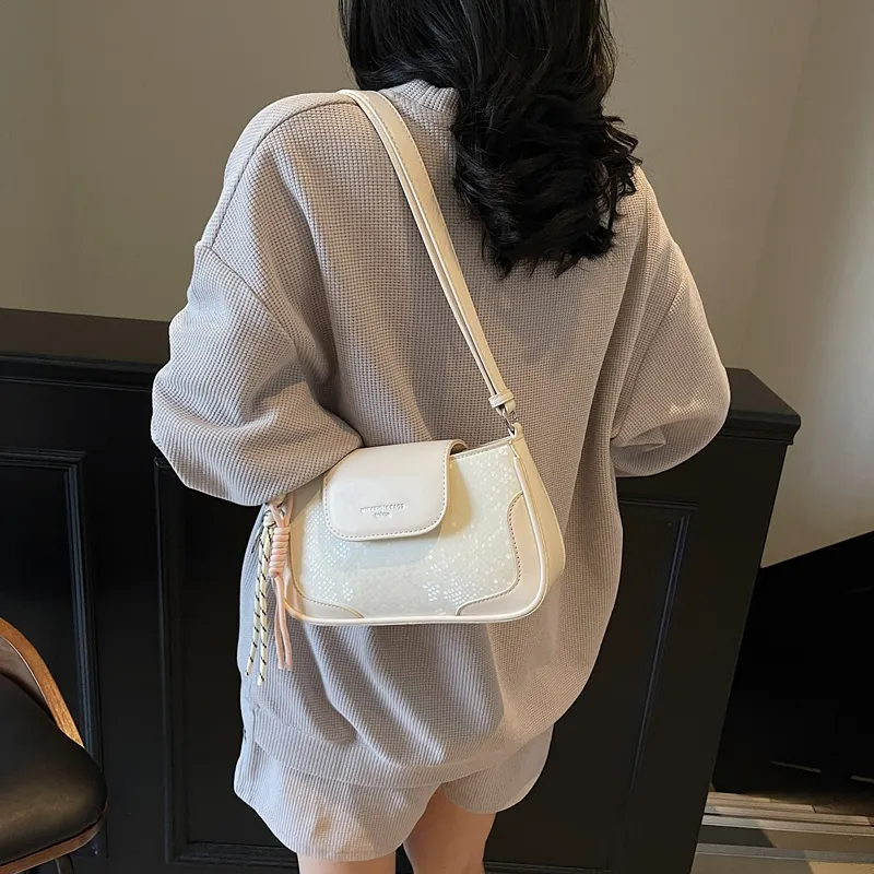 TOUTSEUL YOLO PU Shoulder Bag Regular Women's Ecru/Silver/Black/Pink-3