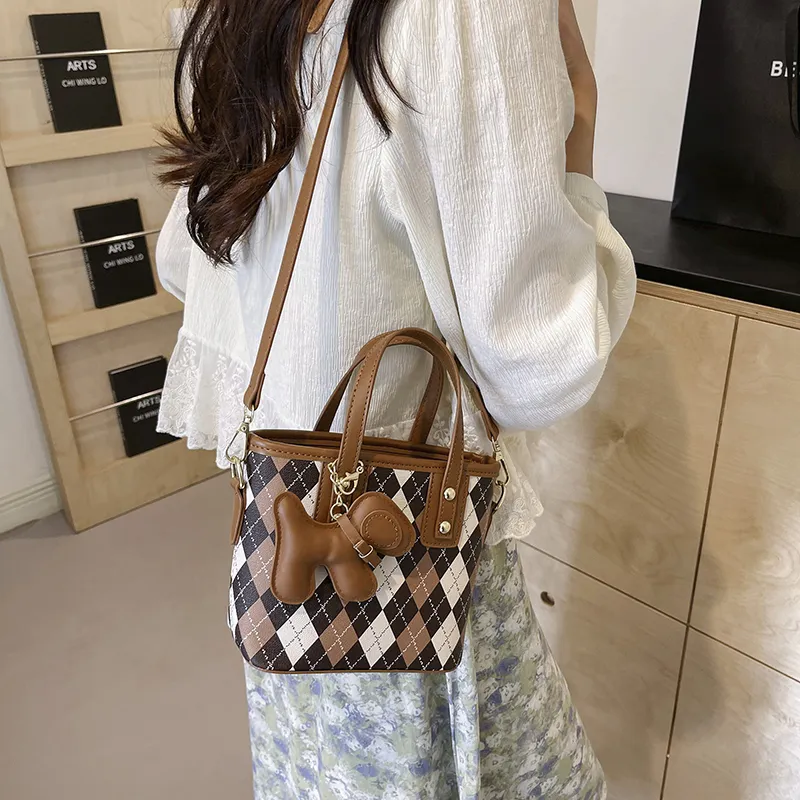 TOUTSEUL YOLO PU One Shoulder Handbag Women's White/Pink/Brown/Black-15