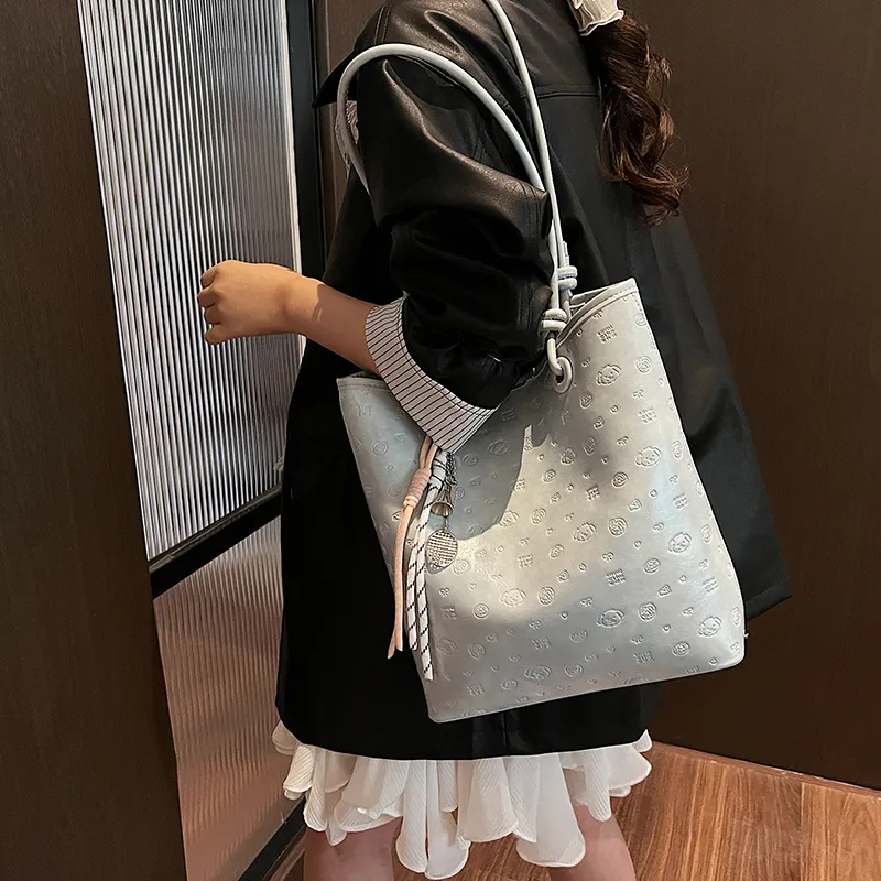 TOUTSEUL YOLO PU Shoulder Bag Women's White/Black/Blue/Pink-17
