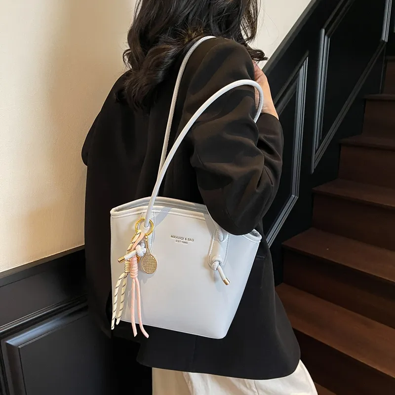 TOUTSEUL YOLO PU Bucket Bag, Shoulder Bag Women's Beige/Silver/Black/Light Blue/Pink/Ankara Red-10