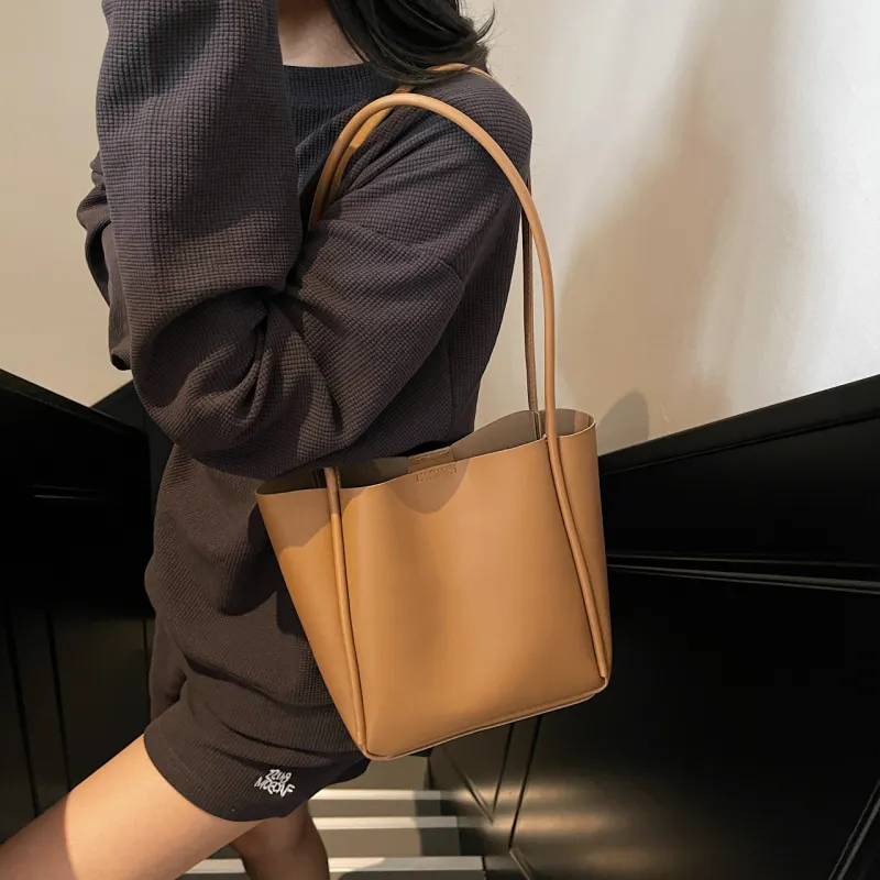 TOUTSEUL YOLO PU Shoulder Bag Women's Brown/Coffee/Black/White-4