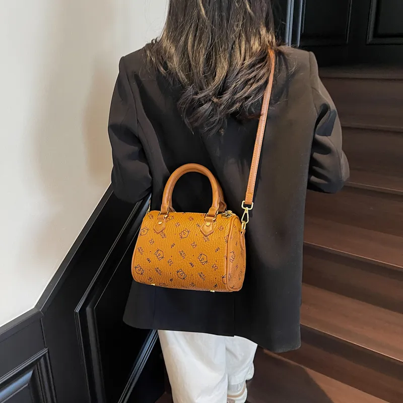 TOUTSEUL YOLO Pu One Shoulder Handbag Unisex Multicolor-15