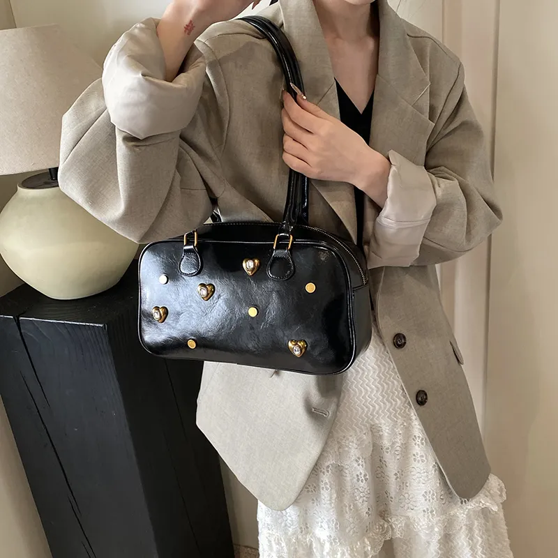 TOUTSEUL YOLO PU Shoulder Bag Regular Women's White/Silver/Black/Red/Light Brown/Coffee-16