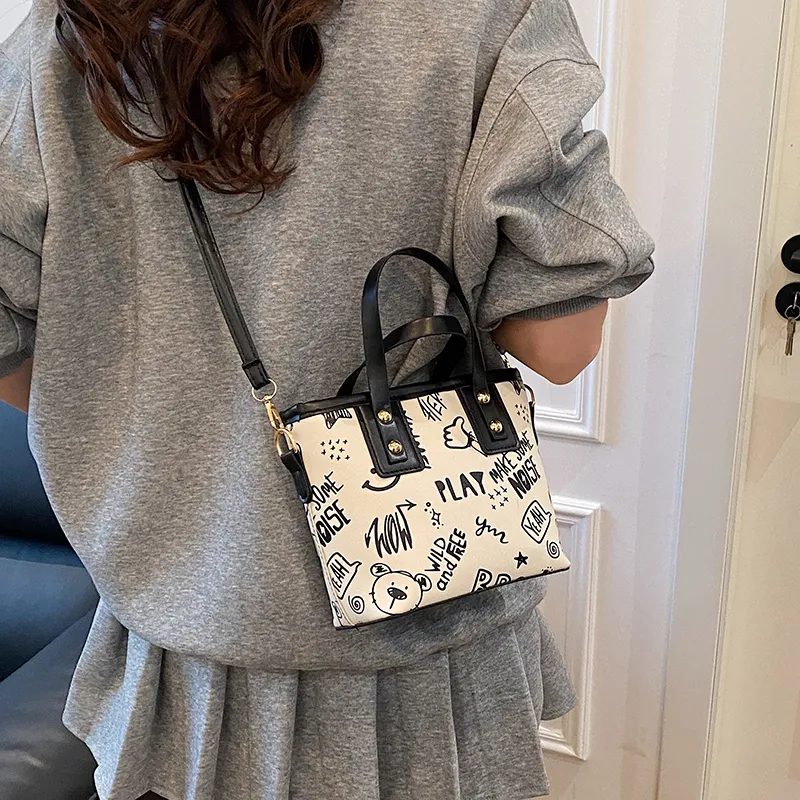 TOUTSEUL YOLO PU Shoulder Bag Women's Black/Pink/Blue/Brown-4