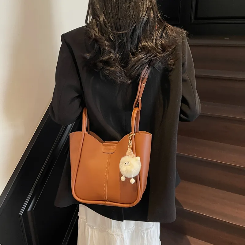 TOUTSEUL YOLO PU Shoulder Bag Women's Black/Khaki/Ecru/Coffee-9