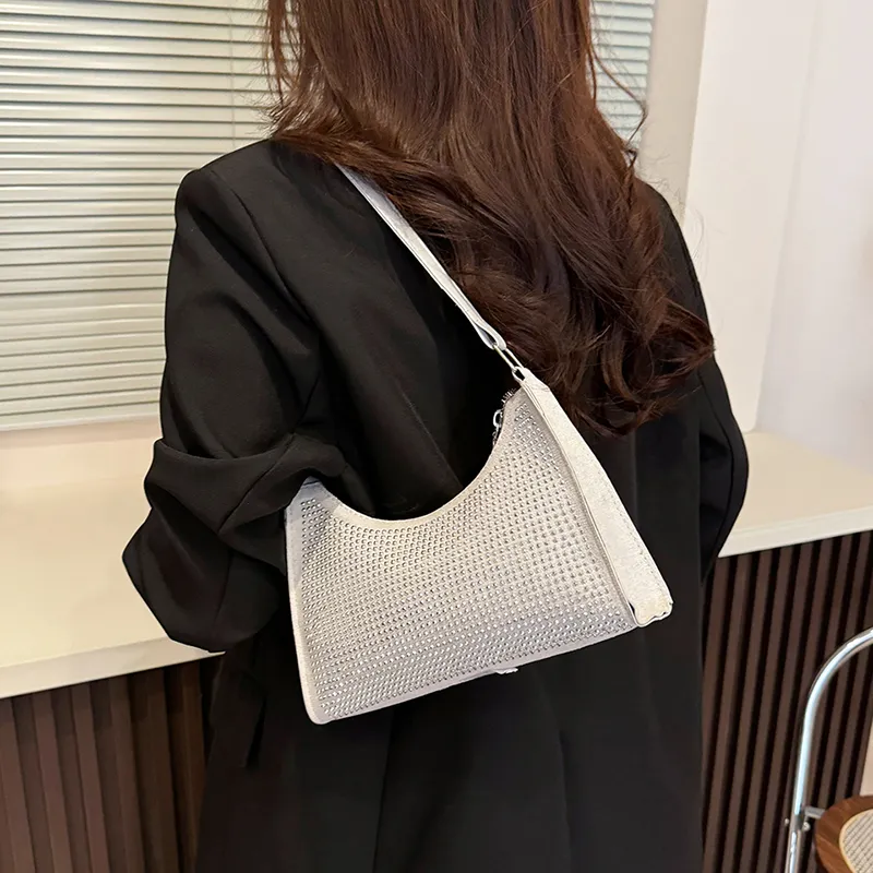 TOUTSEUL YOLO Suede Shoulder Bag Regular Women's Ecru/Black/Rose Red-6