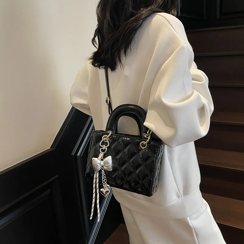 TOUTSEUL YOLO Pu One Shoulder Handbag Unisex Multicolor-11