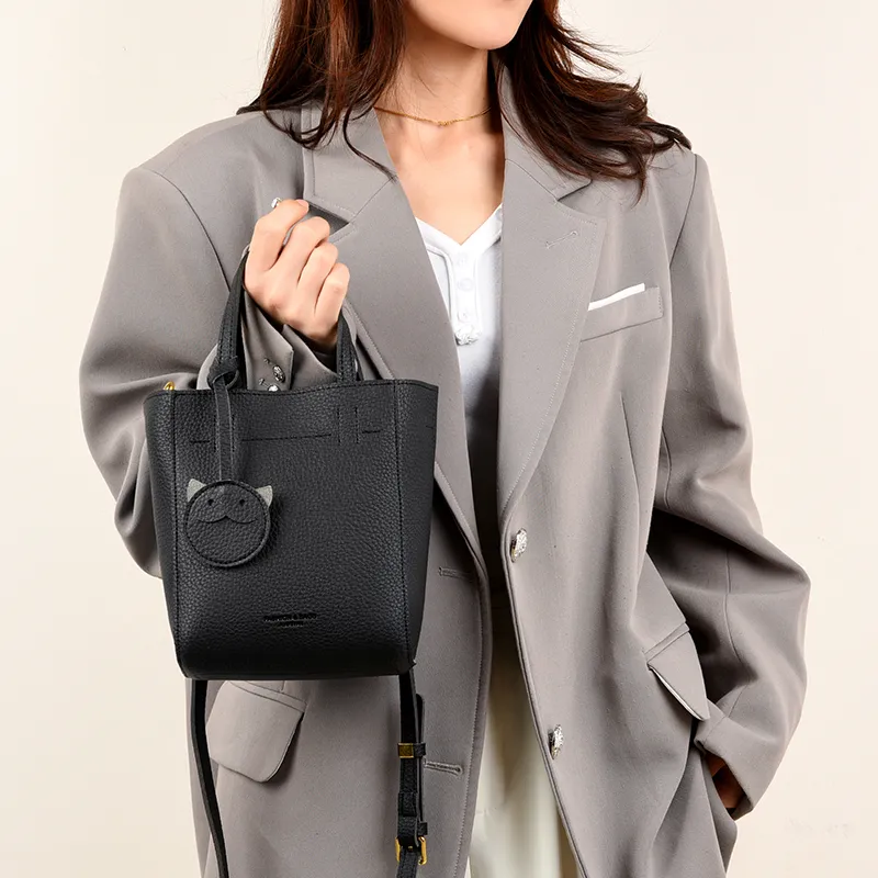 TOUTSEUL YOLO PU Handbag Regular Women's Ecru/Silver/Black/Khaki-9