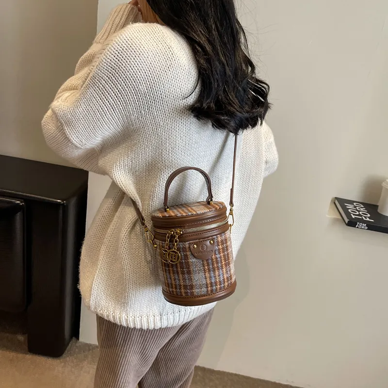 TOUTSEUL YOLO Woolen Bucket Bag Handbag Women's Brown Plaid/Gray Plaid-6