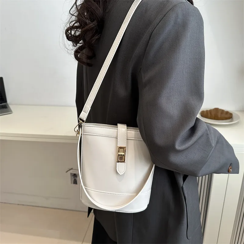 TOUTSEUL YOLO PU One Shoulder Handbag Women's Multicolor-3