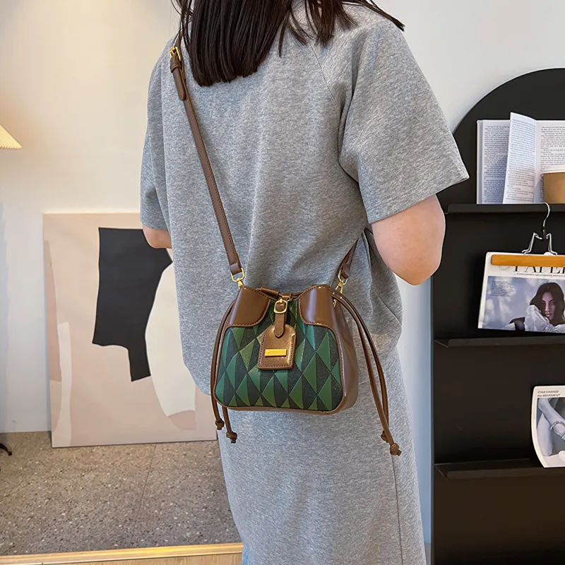 TOUTSEUL YOLO PU Shoulder Bag Women's Coffee/Green-6