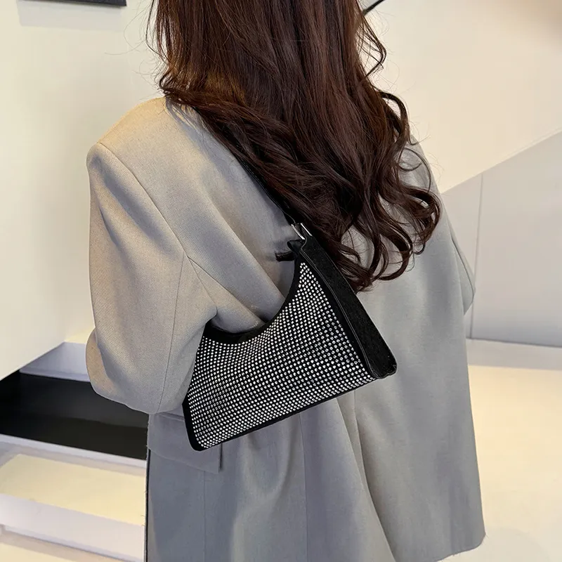 TOUTSEUL YOLO Suede Shoulder Bag Regular Women's Ecru/Black/Rose Red-11