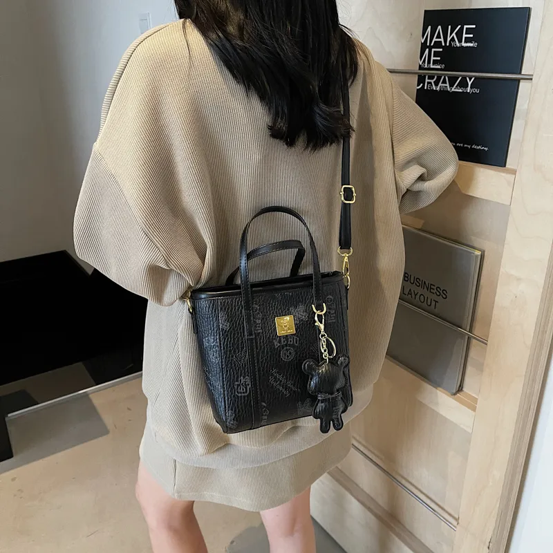 TOUTSEUL YOLO PU One Shoulder Handbag Women's White/Black/Pink/Brown-9