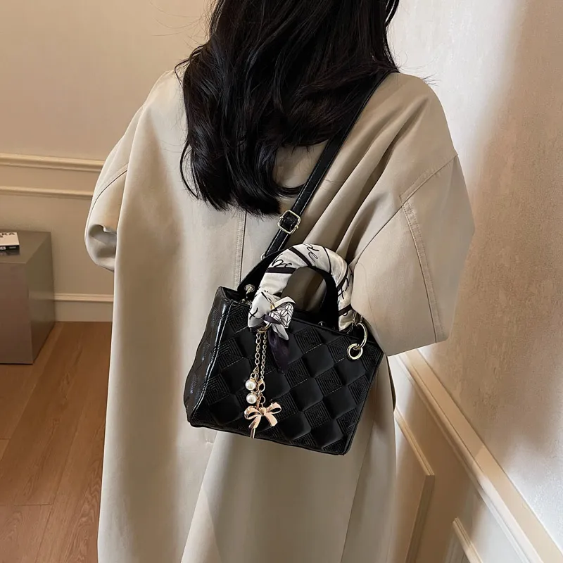 TOUTSEUL YOLO Pu One Shoulder Handbag Women's Multicolor-4
