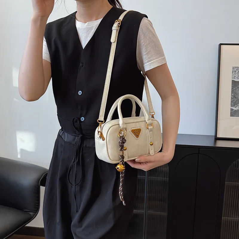 TOUTSEUL YOLO PU One Shoulder Handbag Women's Ecru/Black/Khaki/Brown-2