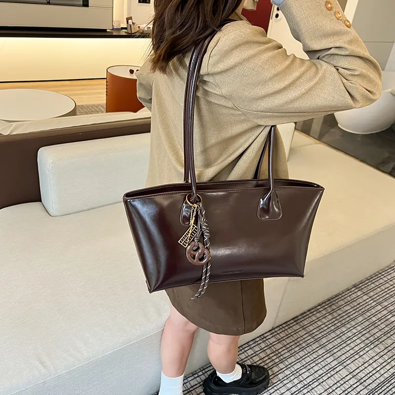 TOUTSEUL YOLO PU Shoulder Bag Women's Ancora Red/Black/Coffee/Brown/Ecru-17
