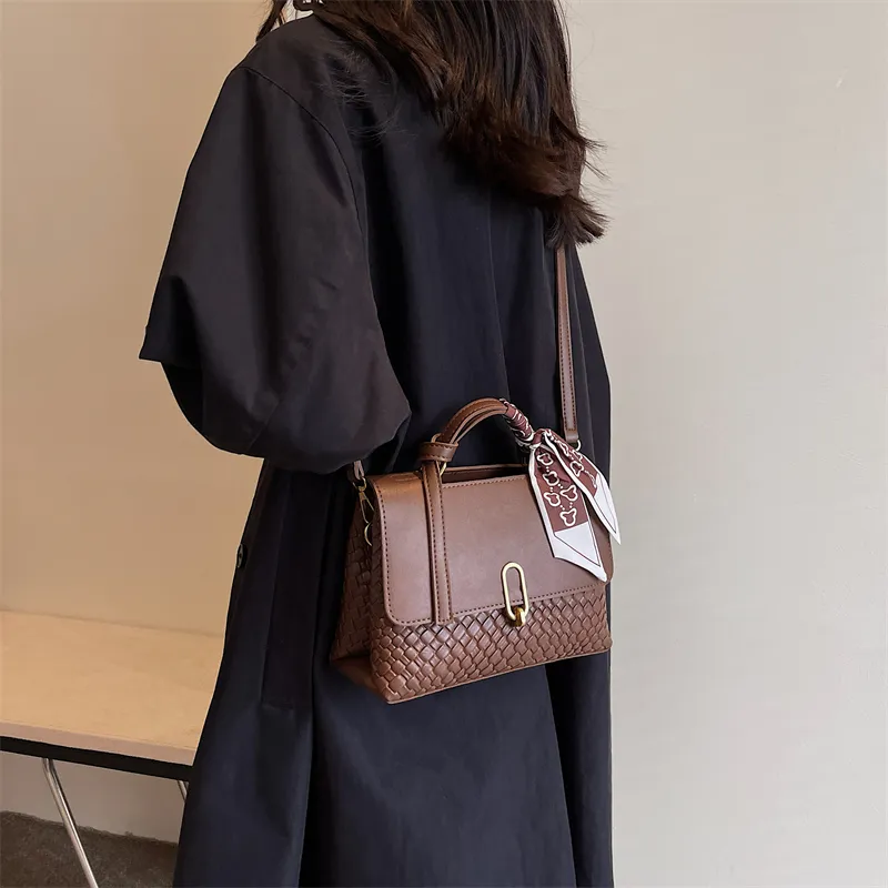 TOUTSEUL YOLO PU One Shoulder Handbag Regular Women's Black/Coffee & Brown & White/Coffee & Green-23