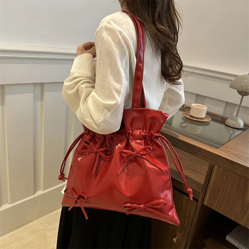 TOUTSEUL YOLO PU Tote Bag, Shoulder Bag Regular Women's White/Silver/Red/Black/Yellow-21