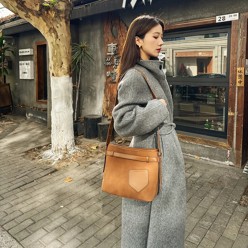 TOUTSEUL YOLO PU Shoulder Bag Women's Black/Pink/Brown-13