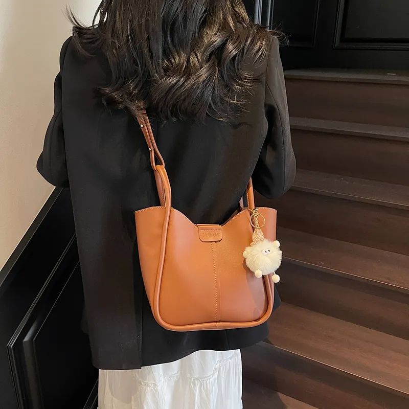TOUTSEUL YOLO PU Shoulder Bag Women's Black/Khaki/Ecru/Coffee-11