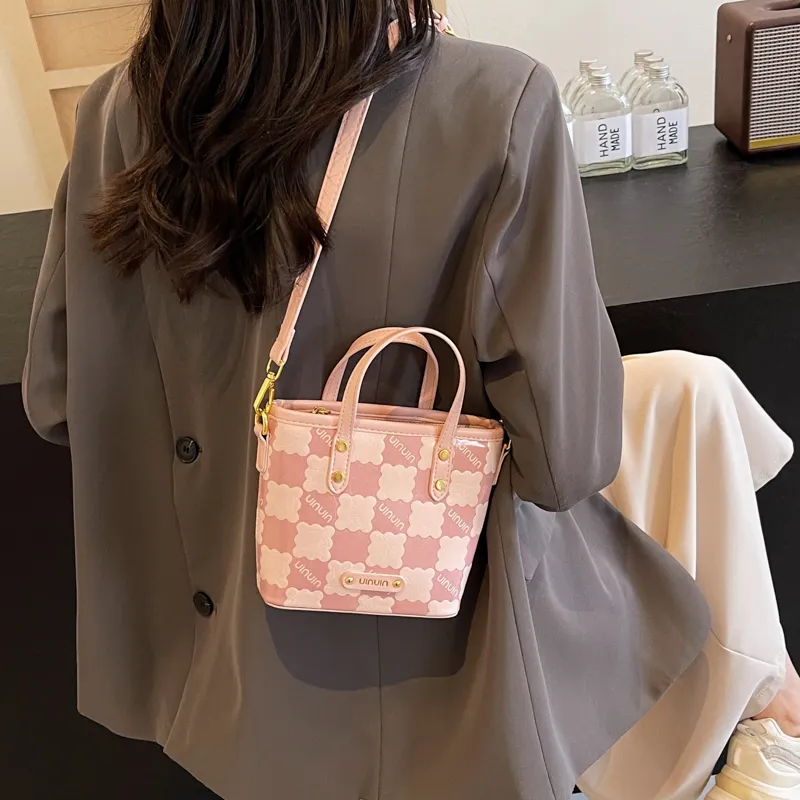TOUTSEUL YOLO Pu One Shoulder Handbag Unisex Ecru/Pink/Brown-8