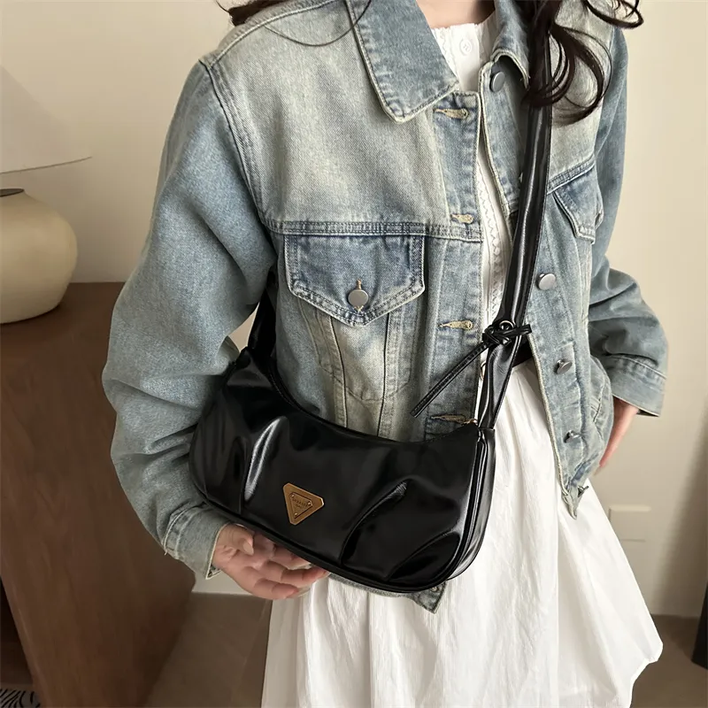 TOUTSEUL YOLO Special Fabric Shoulder Bag Women's Multicolor-13