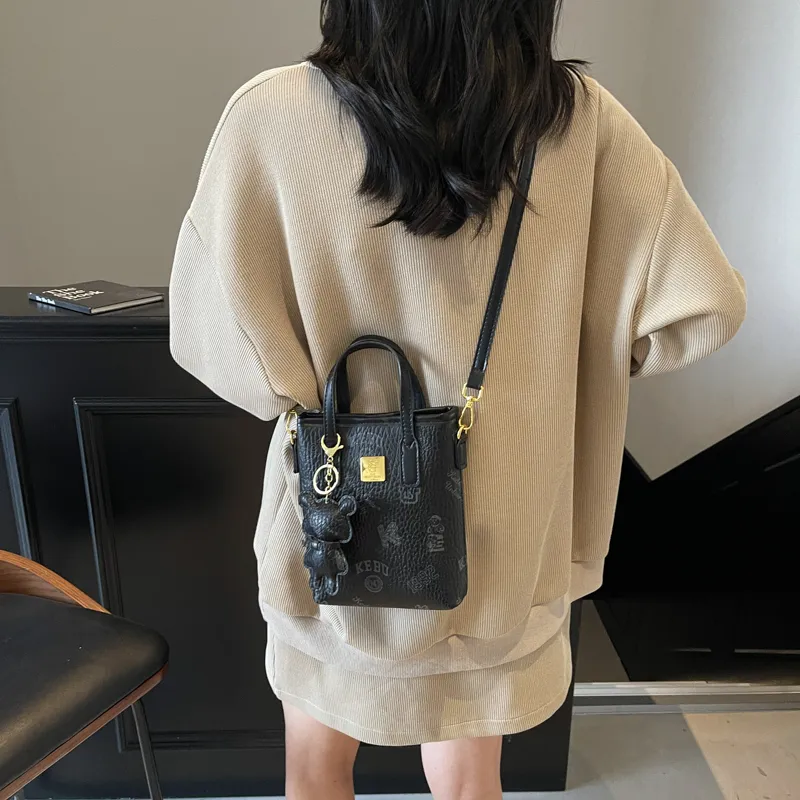 TOUTSEUL YOLO PU One Shoulder Handbag Regular Women's White/Black/Pink/Brown-9
