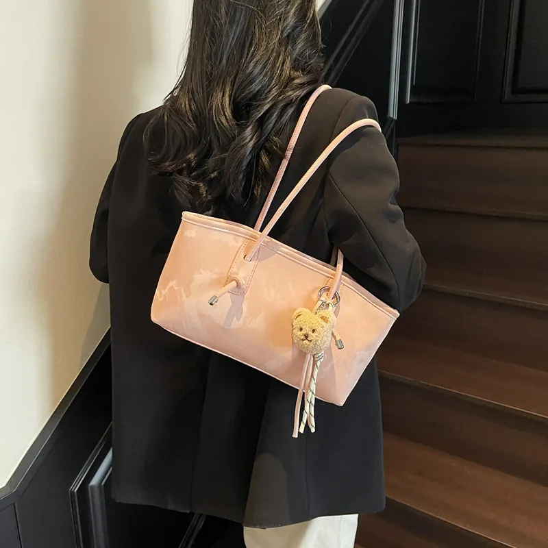 TOUTSEUL YOLO PU Shoulder Bag Women's Pink/Ecru/Silver/Black/Green-4
