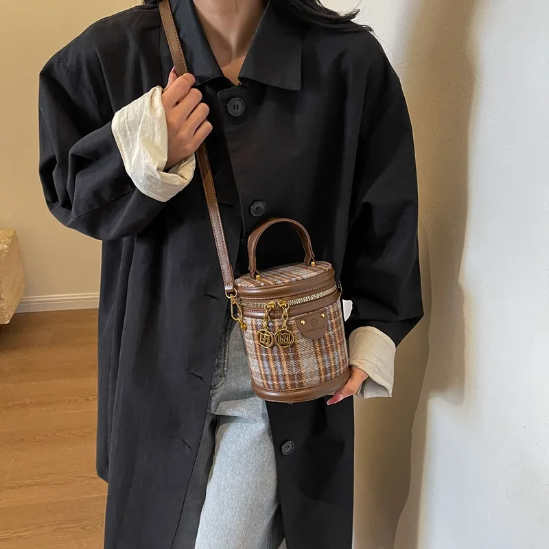 TOUTSEUL YOLO Woolen Bucket Bag Handbag Women's Brown Plaid/Gray Plaid-1