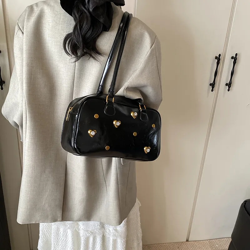 TOUTSEUL YOLO PU Shoulder Bag Regular Women's White/Silver/Black/Red/Light Brown/Coffee-17