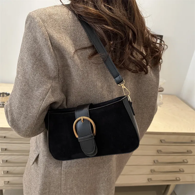 TOUTSEUL YOLO Suede Shoulder Bag Regular Women's Black/Red/Khaki/Coffee-4