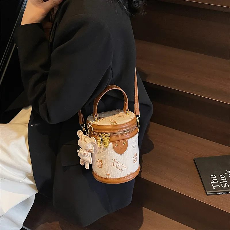 TOUTSEUL YOLO PU Handbag Women's White/Black/Pink/Brown-1