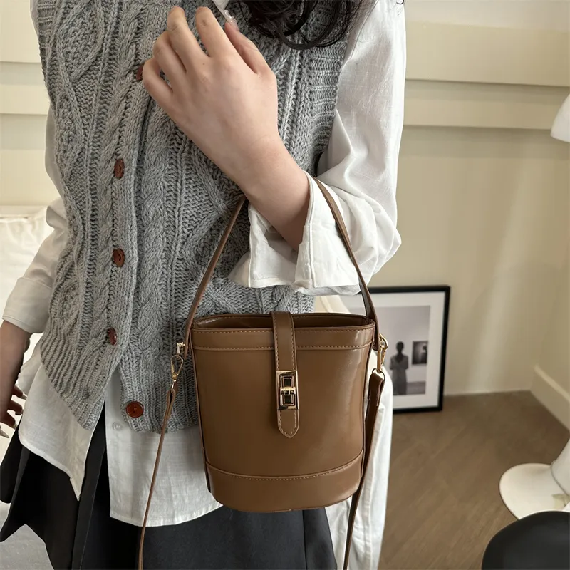 TOUTSEUL YOLO PU One Shoulder Handbag Women's Multicolor-14