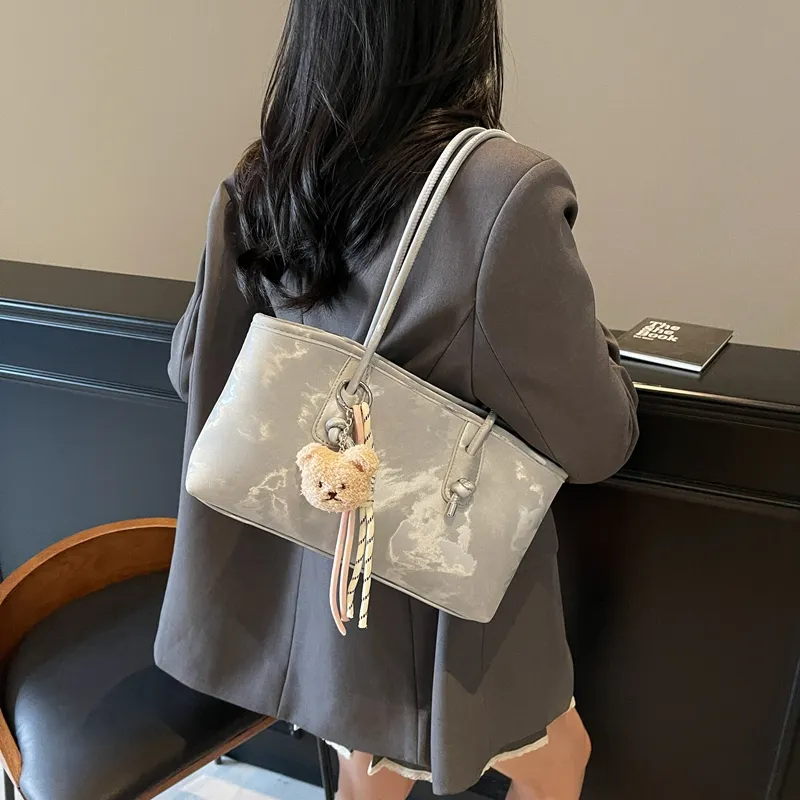 TOUTSEUL YOLO PU Shoulder Bag Women's Pink/Ecru/Silver/Black/Green-13