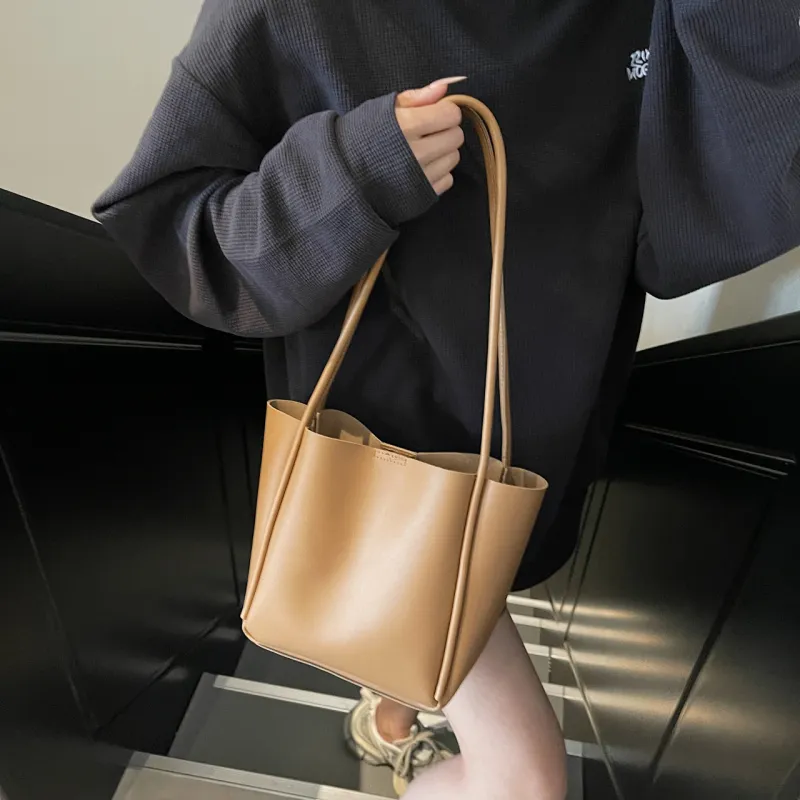 TOUTSEUL YOLO PU Shoulder Bag Women's Brown/Coffee/Black/White-5