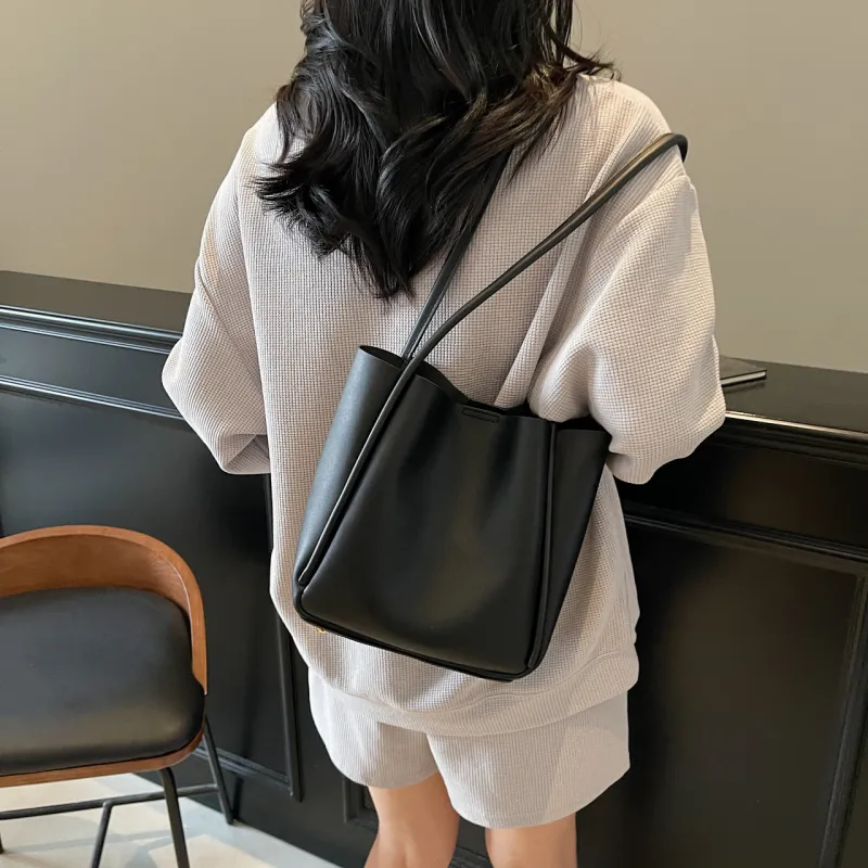 TOUTSEUL YOLO PU Shoulder Bag Women's Brown/Coffee/Black/White-14