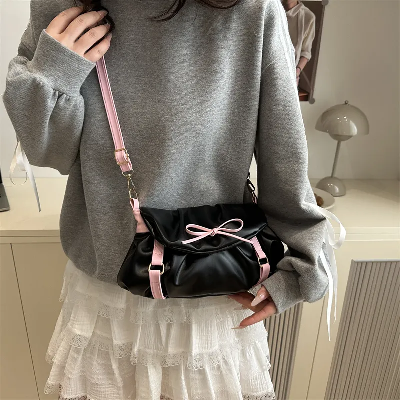 Dusen Kangaroo PU Shoulder Bag Women's White/Black/Pink-11