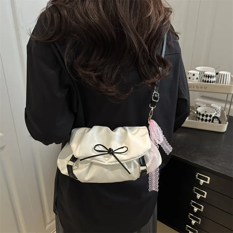 Dusen Kangaroo PU Shoulder Bag Women's White/Black/Pink-5