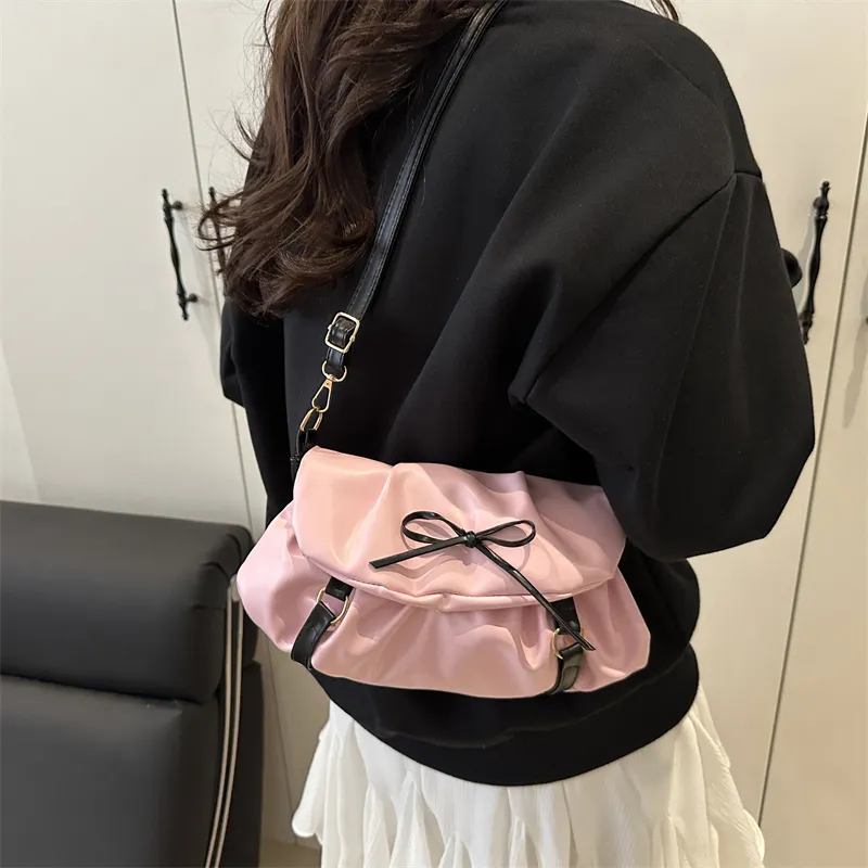 Dusen Kangaroo PU Shoulder Bag Women's White/Black/Pink-17