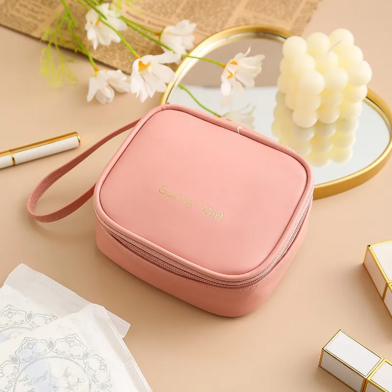 Love Of Wormwood Portable Makeup Bags Minimalist Style Waterproof Storage Bag, Versatile-3