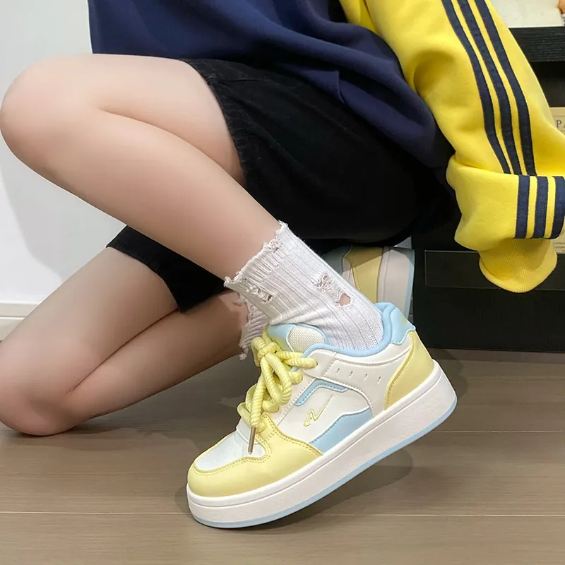RENBEN Balanced Lightweight Low Top Skateboard Shoes Women's Yellow Blue-7
