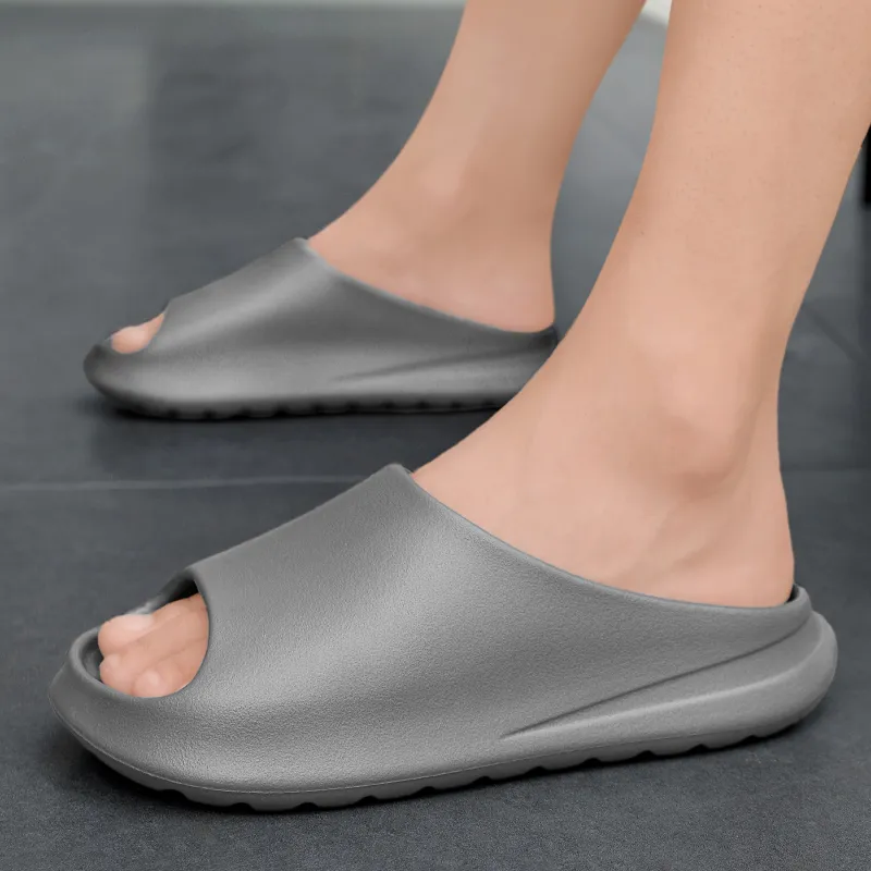 Colorful Creations EVA Cut Out Slip Resistant Abrasion Resistant Odor Resistant Quiet Slide Slippers Men's-9