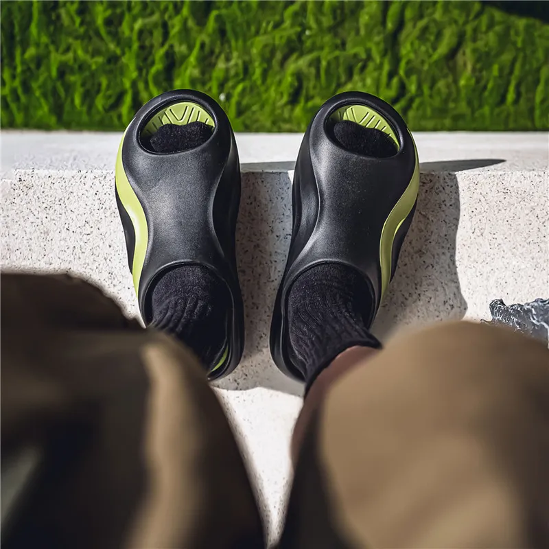 Colorful Creations EVA Slip Resistant Abrasion Resistant Quiet Slide Slippers Men's-9