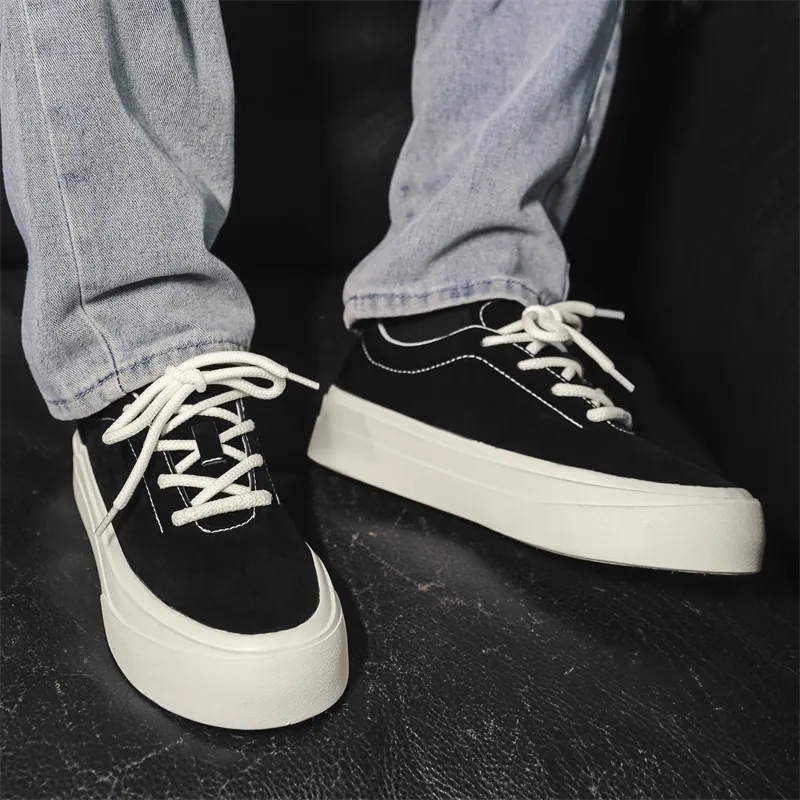 Colorful Creations Skateboard Shoes Men Low Top Black/Camel-11