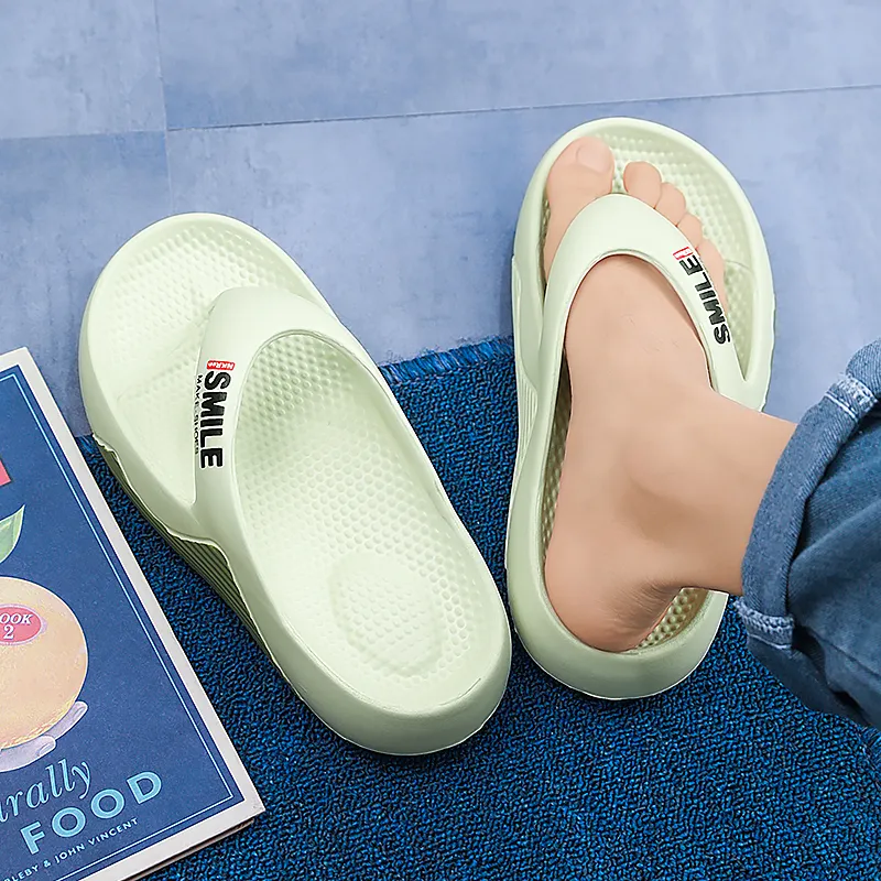 Colorful Creations EVA Quiet Odor Resistant Abrasion Resistant Slip Resistant Massage Flip Flops Men's Box-13