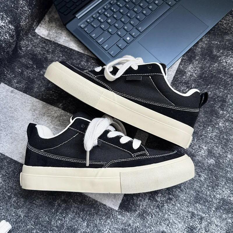 Colorful Creations Skateboard Shoes Men Low Top Black/Blue-1
