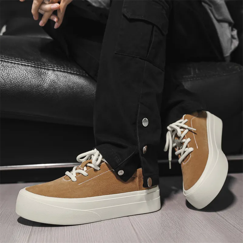 Colorful Creations Skateboard Shoes Men Low Top Black/Camel-3