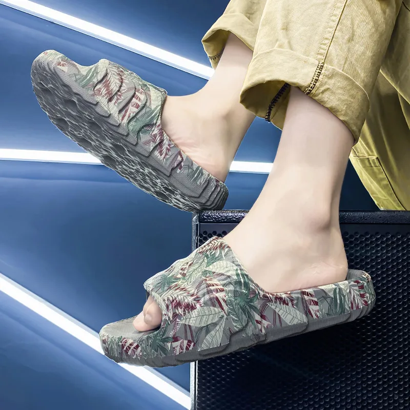 Colorful Creations EVA Slip Resistant Abrasion Resistant Odor Resistant Quiet Slide Slippers Men's-10