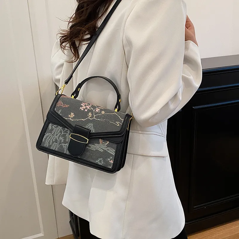 Yalu PU Crossbody One Shoulder Handbag Women's Black/Pink-1